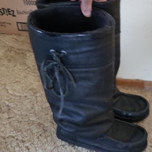 Women's Black Winter Boots